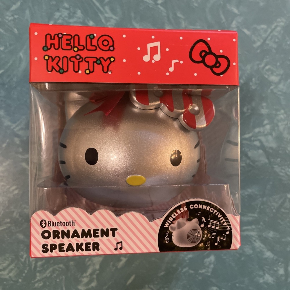 Hello Kitty Bluetooth Ornament Speaker 3.5" – Silver Holiday Edition New Xmas